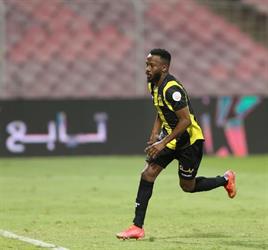 1652730371 فهد المولد مهدد بالإيقاف عام ونصف
