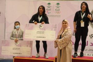 1654374246 120 بمشاركة 57 رباعة اختتام بطولة كأس اتحاد رفع الأثقال للسيدات