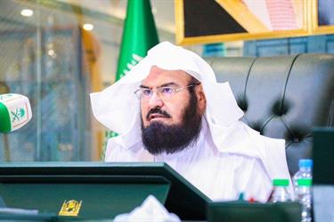 “شؤون الحرمين” تعلن تقديم ماء زمزم مبرداً 1 AQT4CQXN