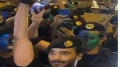 جنود سعوديون يتعاهدون على خدمة ضيوف الرحمن خلال موسم الحج