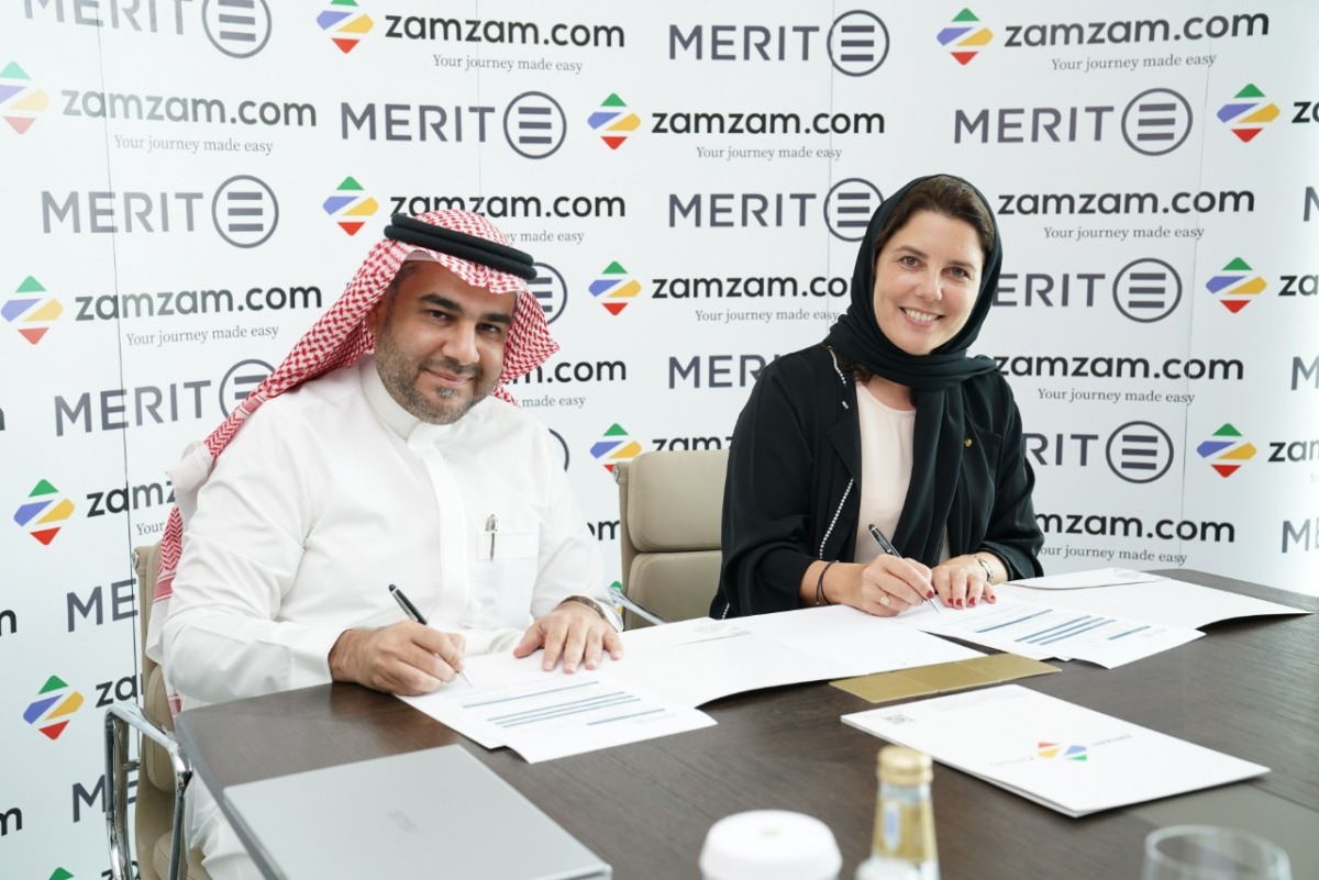 شراكة بين "زمزم.كوم" و"ميريت إنسنتفز" تتيح استرداد النقاط مقابل رحلات العمرة 1 WhatsApp Image 2022 08 25 at 12.43.05 PM
