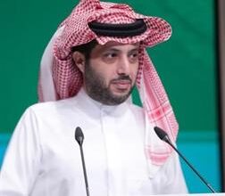 آل الشيخ يعلن مشاركة فرقة بلاك بينك العالمية في موسم