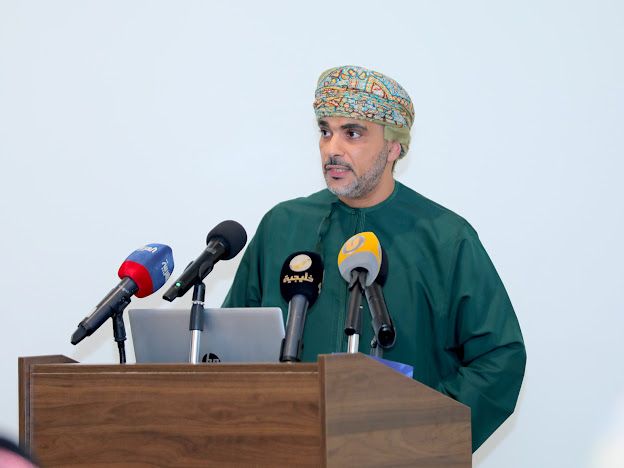 فغفغ