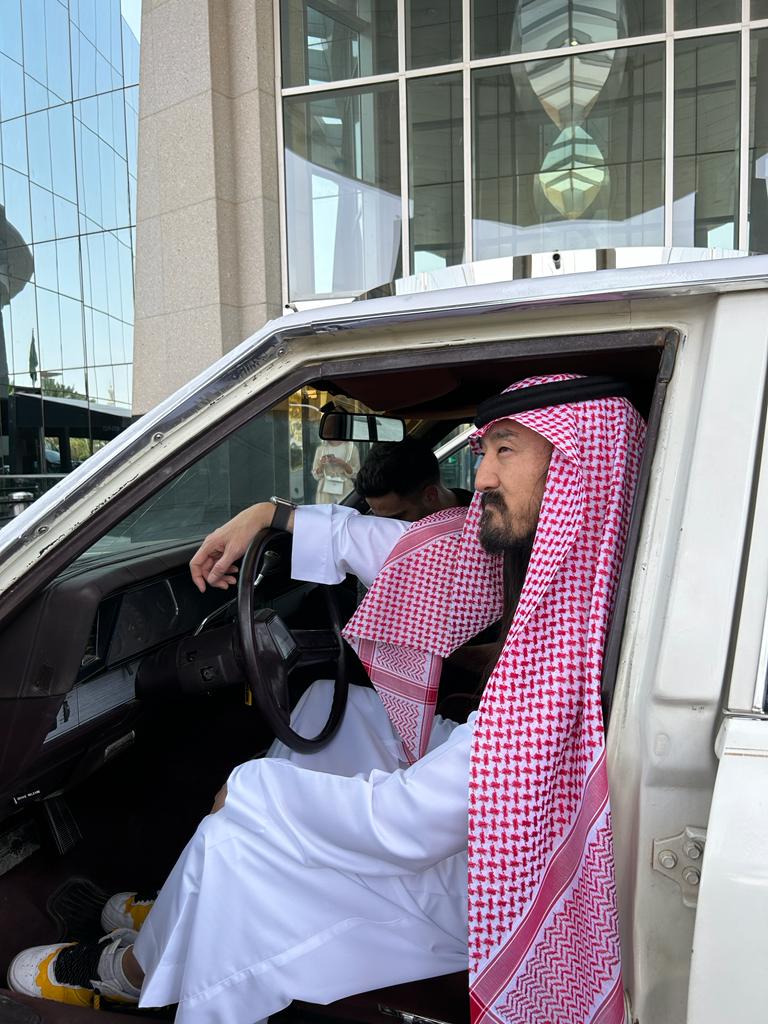 ستيف أوكي.. "يعيش أجواء التسعينات" في السعودية 1 ستيف أوكي
