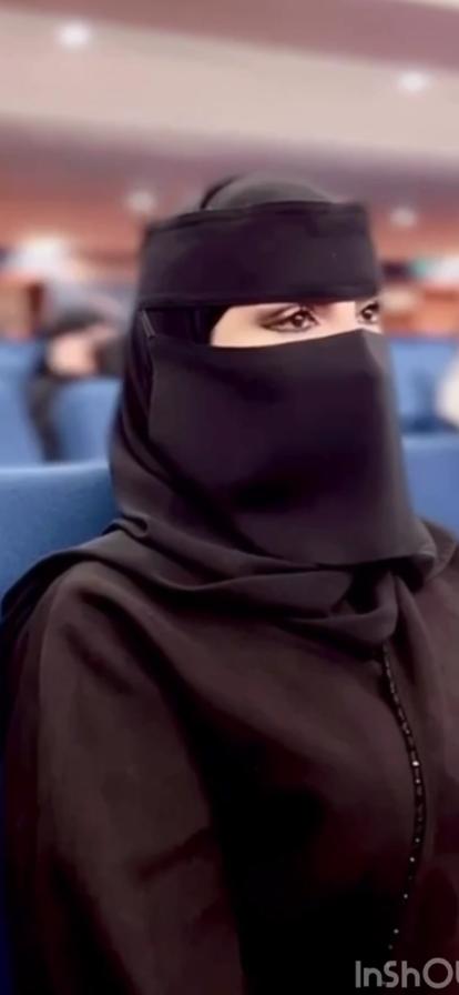 الفنانة شعاع العتيبي