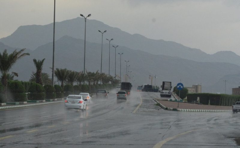 الأرصاد أمطار غزيرة على مناطق المملكة بدءاً من الجمعة