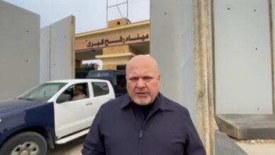 من أمام معبر رفح مدعي المحكمة الجنائية الدولية يجب عدم