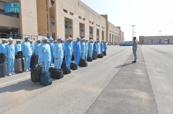 كلية الملك فهد الأمنية تستقبل الطلبة المستجدين الملتحقين بدورة تأهيل