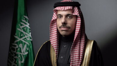 وزير الخارجية Medium