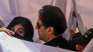 خان
