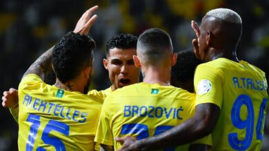 رونالدو وأوتافيو يهديان النصر فوزاً صعباً على الفتح
