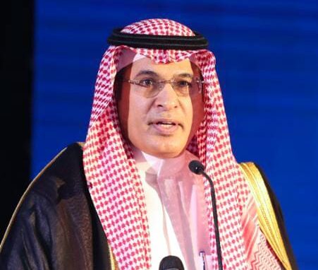 رئيس “هيئة الإذاعة والتلفزيون” يعلن عن مبادرة لتشجير الهيئة 1 56