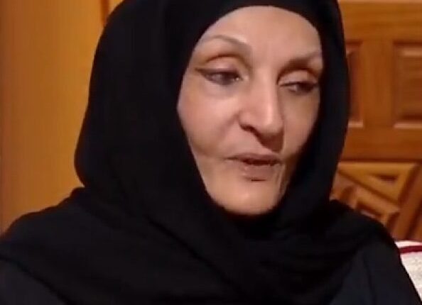 الأميرة لولوه تروي قصة الصدفة التي جمعت الملكة عفت بالملك فيصل .. فيديو 1 يبيبيبيبيبيب 65f2f84f9975a