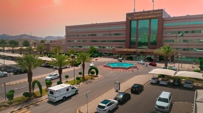 استحداث خدمة تحريك المرضى على “أجهزة التنفس” 1 استحداث خدمة تحريك المرضى على أجهزة التنفس