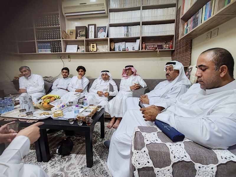 (فراغ مكتظ) .. في نادي أصدقاء السرد بالأحساء 1 111