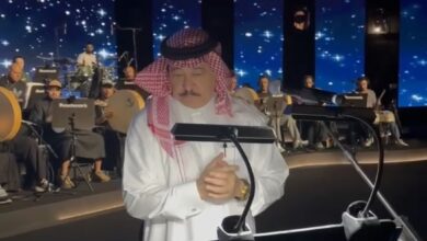 صورة من بروفات الفنان علي عبدالكريم