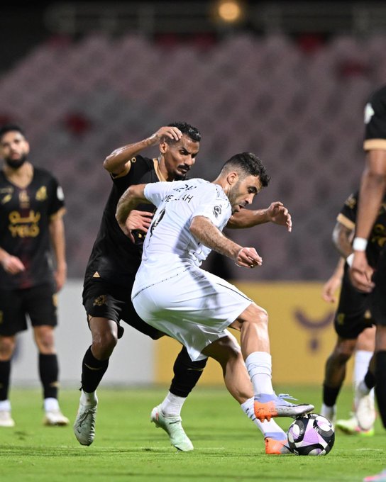 الشباب يفوز بثلاثية على الوحدة 1 Gn4EEEwXYAAqVS7