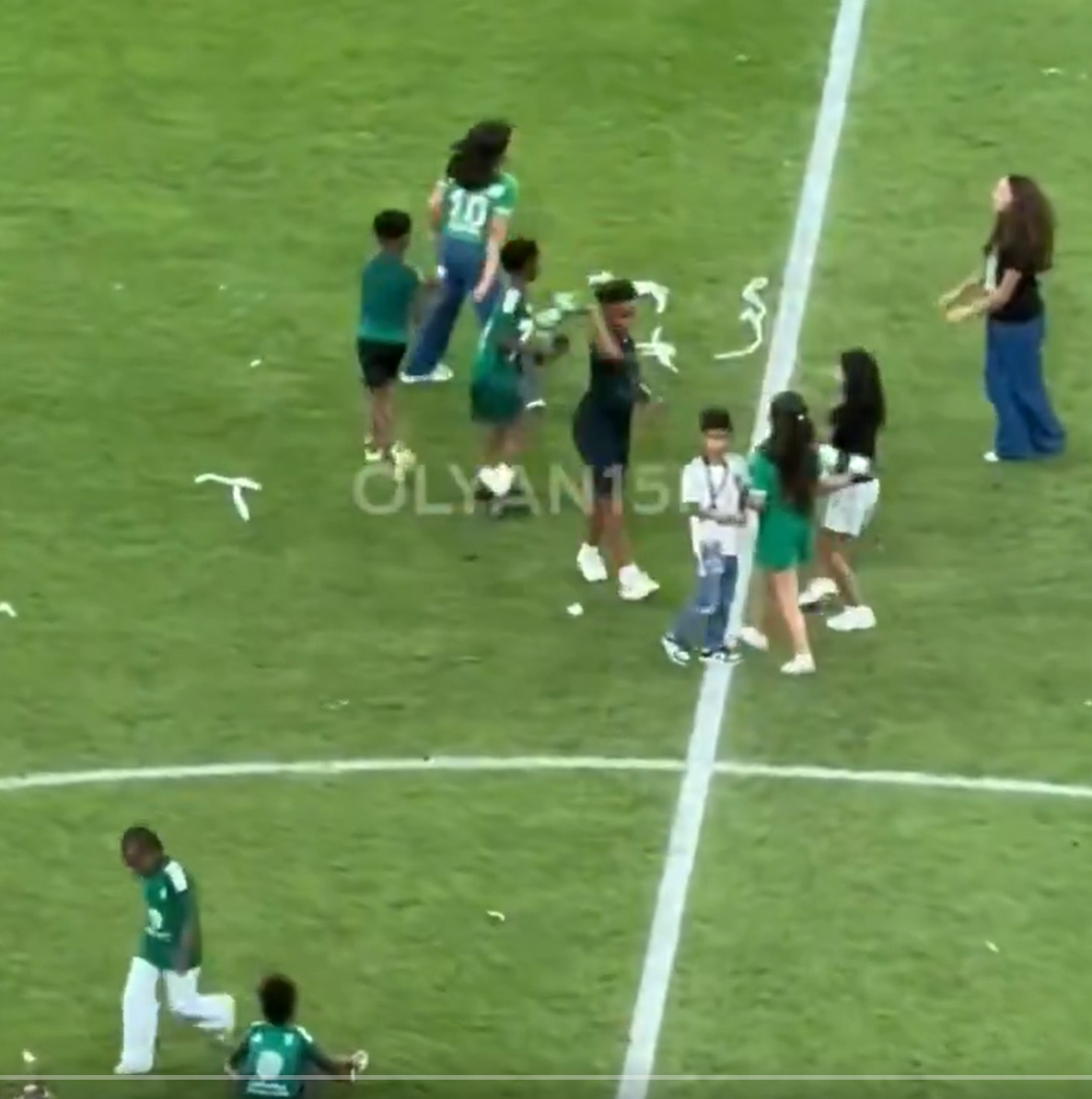 9الن عنوان