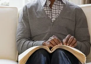 Blind man reading a braille book XiXinXing M2 5a390a494f584a84b9222d5df281d84f 310x240 1