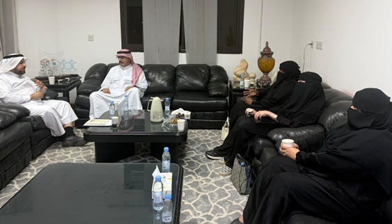 سفراء جمعية الأدب يفتحون نافذة للتعاون مع «جمعية أدبي الرياض» 1 1 3