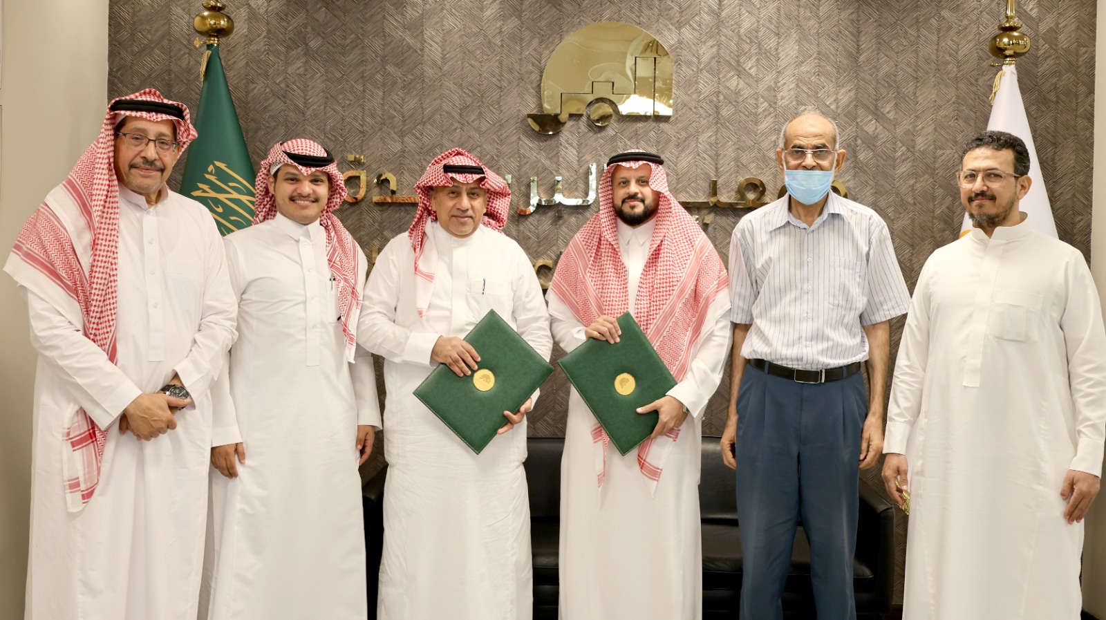 "بر جدة" و"عناية الخير الطبية" توقّعان اتفاقية توأمة لتعزيز الرعاية الصحية لمرضى الغسيل الكلوي 1 bb0ae4e9 56d4 4cef a39f 8740b4dfffb0